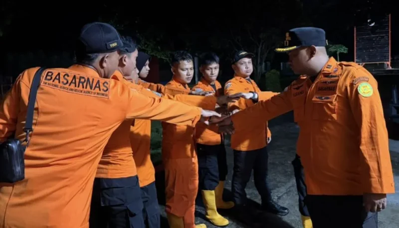 Pos SAR Pasaman bergerak ke lokasi untuk mengevakuasi jenazah. (Foto: Kantor SAR Kelas A Padang)