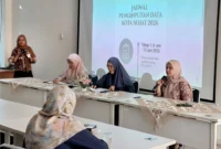 Kepala Dinkes Padang dr Srikurnia Yati saat Rapat Koordinasi Lintas Sektor Penyelenggaraan KKS di Ruang Rapat Bappeda Kota Padang, Jumat (12/6/2026). (Foto: Pemko Padang)