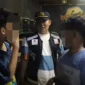 Satpol PP Padang menjaring sejumlah remaja usia sekolah yang masih beraktivitas di warnet hingga larut malam di kawasan Gunung Pangilun, Kecamatan Padang Utara, Senin dini hari (8/6/2026). (Foto: Humas Satpol PP Padang)
