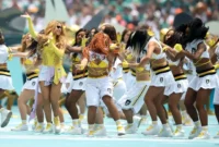Penampilan penyanyi internasional Shakira dalam seremoni pembukaan Piala Dunia 2026 di Stadion Azteca, Mexico City, Meksiko, Jumat (12/6) dini hari WIB. (Foto: Fifa.com)