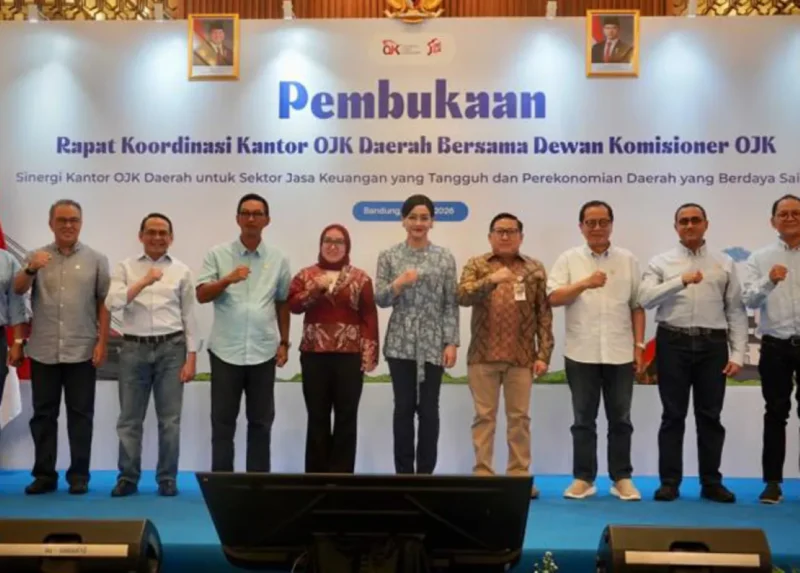 Wamenkop Farida Farichah saat Sharing Session Rapat Koordinasi OJK Daerah di Bandung, Jumat malam (6/6). (Foto: Kemenkop)