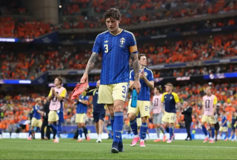 Pemain Swedia tertunduk lesu usai menelan kekalahan telak 1-5 dari Belanda pada laga kedua Grup F Piala Dunia FIFA 2026. (Foto: FIFA.com)