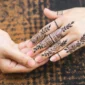 Ilustrasi tato henna. (Foto: Pixabay)