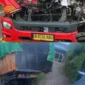 Kondisi truk tangki BBM dan tronton usai terlibat kecelakaan di Jalan Padang Panjang–Bukittinggi kawasan Panyalaian, Rabu pagi (3/6/2026). (Foto: Dok. Satlantas Polres Padang Panjang)