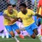 Penyerang Brasil Vinicius Junior merayakan gol yang dicetaknya melawan Maroko. (Foto: FIFA.com)