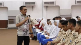 Wakil Ketua DPRD Sumbar, Evi Yandri Rajo Budiman saat Sosialisasi Peraturan Daerah (Sosper) di Gedung Rohana Kudus, Kompleks GOR Agus Salim, Padang, Sabtu (13/6/2026). (Foto: Ist)