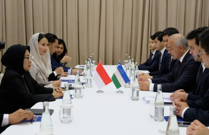 Wamendag RI Dyah Roro Esti Widya Putri saat menghadiri pertemuan bilateral tindak lanjut pembentukan JWG Kerja Sama Perdagangan dan Investasi Indonesia-Uzbekistan di Tashkent, Uzbekistan, Selasa (16/6). (Foto: Kemendag)