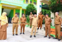 Wali Kota Payakumbuh, Zulmaeta, mengunjungi SMPN 1 Payakumbuh pada Selasa (2/6/2026). (Foto: MC Payakumbuh)