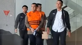 Wamen Imipas, Silmy Karim resmi ditahan KPK usai diperiksa terkait OTT Imigrasi Jakarta Barat, Kamis (4/6/2026). (Foto: Tangkapan layar YouTube)