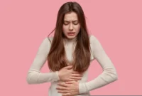 Ilustrasi seorang wanita mengalami nyeri haid. (Foto: Pixabay)