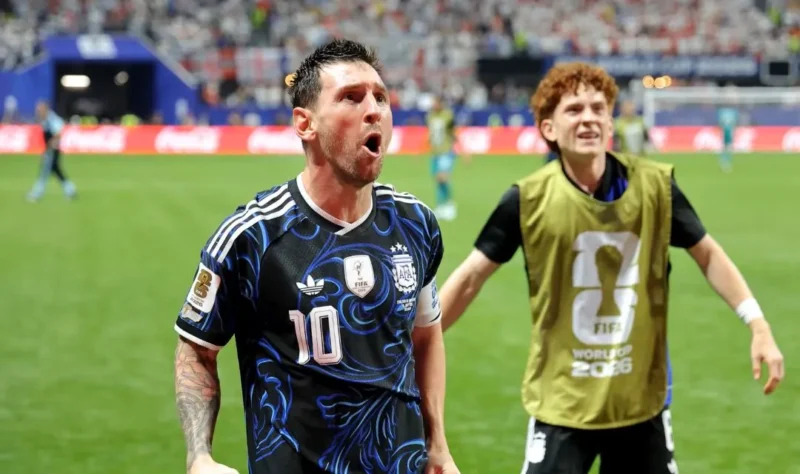 Argentina melaju ke final Piala Dunia FIFA 2026 setelah mengalahkan Inggris 2-1 pada semifinal di Stadion Atlanta, Kamis (16/7/2026) dini hari WIB. (Foto: FIFA.com)