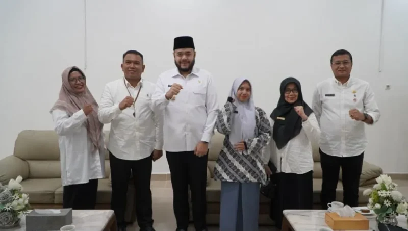 Wali Kota Padang Fadly Amran menerima audiensi Puan Malika Jomantara di Rumah Dinas Wali Kota, Rabu (23/7/2026). (Foto: Pemko Padang)