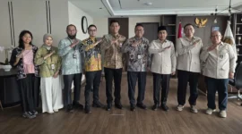 Audiensi OJK dengan Ditjen PE2HU di Kantor Kemenhaj, Rabu (8/7). (Foto: Kemenhaj)