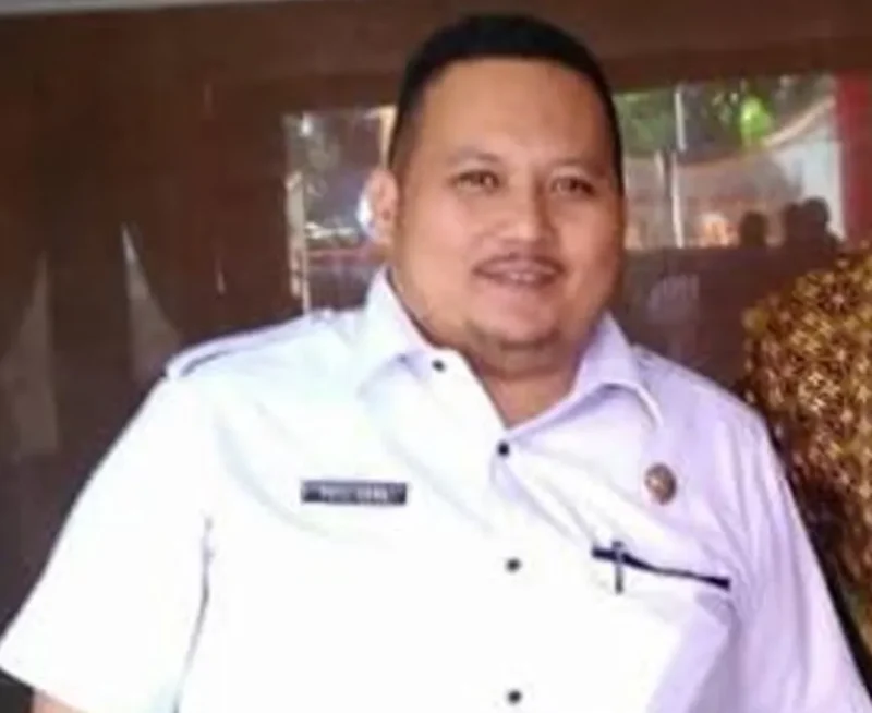 Camat Pancung Soal, Yolli Aang Sofria. (Foto: Dok. Yolli)