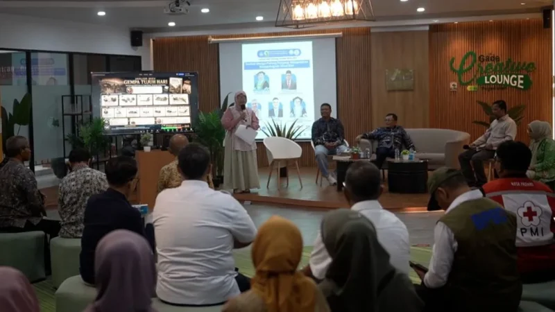 Diskusi dan Bedah Buku Gempa Tujuh Hari: Seabad Gempa Padang Panjang 1926 di Unand. (Foto: Ist)