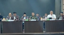 Konferensi pers penetapan mantan Jampidsus Febrie Adriansyah sebagai tersangka di Kejaksaan Agung, Jakarta, Sabtu (11/7). (Foto: Ist)