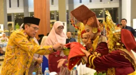 Wakil Wali Kota Padang, Maigus Nasir, menghadiri Gala Dinner SEIBA Festival ke-4 di Gedung Youth Center Padang, Selasa (7/7/2026). (Foto: Pemko Padang)