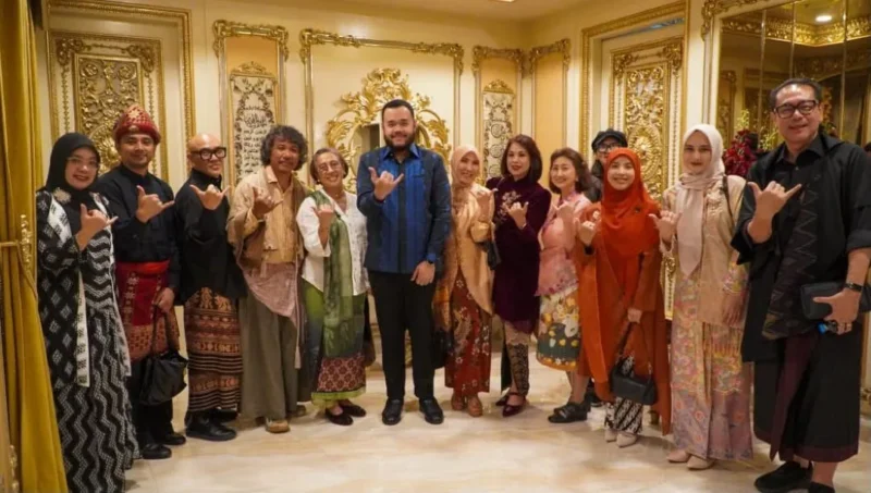 Wali Kota Padang Fadly Amran saat Gala Dinner dan Ramah Tamah Member IFC di Rumah Gadang Baiturrahmah, Senin (20/7/2026). (Foto: Pemko Padang)