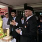 Wakil Gubernur Sumbar, Vasko Ruseimy memimpin upacara Hari Koperasi ke-79 tingkat Sumbar di halaman Kantor Gubernur Sumbar, Kamis (16/7/2026). (Foto: ADPSB)