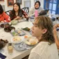 Wakil Menteri Ekonomi Kreatif/Wakil Kepala Badan Ekonomi Kreatif, Irene Umar, menerima kunjungan ILHOON, di Jakarta, Jumat (26/6). (Foto: Kementerian Ekraf)