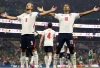 Harry Kane dan Jude Bellingham merayakan gol ke gawang Meksiko pada babak 16 besar Piala Dunia 2026. (Foto: IG @fifaworldcup)