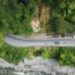 Jalur Lembah Anai kembali beroperasi penuh. Semua kendaraan sudah bisa melintas. (Foto: Ist)