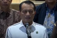 Jamwas sekaligus Koordinator Tim 9 Kejagung, Rudi Margono memberikan keterangan pers kepada wartawan. (Foto: Tangkapan layar)