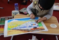 Salah seorang anak saat mengikuti Lomba Mewarnai yang digelar KAI Divre II Sumbar, Kamis (23/7/2026). (Foto: KAI Divre II Sumbar)
