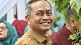 Kabag Prokopim Setdako Padang, Junie Nursyamza. (Foto: Pemko Padang)