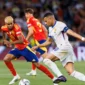 Kylian Mbappe dan Lamine Yamal. (Foto: FIFA.com)