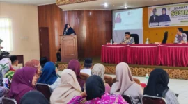 Anggota Komisi VIII DPR RI Fraksi Partai NasDem, Lisda Hendrajoni menyampaikan paparan saat Sosialisasi Persiapan Penyelenggaraan Ibadah Haji Tingkat Kabupaten/Kota Tahun 1448 Hijriah/2027 Masehi di Kantor LKKS Sumbar, Selasa (28/7/2026).