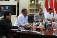 Mentan Amran menerima audiensi PINSAR di Kantor Pusat Kementerian Pertanian, Jakarta, Senin (27/7). (Foto: Ditjen PKH Kementan)