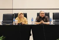 Ketua DPRD Sumbar Muhidi saat menjadi narasumber dalam Bimtek Kepala SMA/SMK se-Sumbar, Senin (6/7/2026). (Foto: Ist)