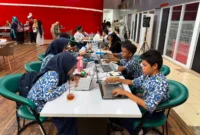 Para peserta menunjukkan kreativitas dan kemampuan di bidang animasi serta pengembangan gim PIAGEX 2026, Minggu (26/7/2026). (Foto: Pemko Padang)