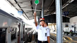 PT KAI (Persero) Divre II Sumbar menyediakan 18.122 tiket kereta api lokal yang dapat dipesan masyarakat hingga berakhirnya masa libur sekolah pada 12 Juli 2026. (Foto: PT KAI Divre II Sumbar)