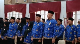 Pemprov Sumbar menggelar pelantikan puluhan pejabat administrator (Eselon III) dan pejabat pengawas (Eselon IV) di Auditorium Gubernuran, Kamis (2/7/2026). 