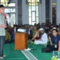 Wakil Wali Kota Padang, Maigus Nasir meluncurkan Program 3T di Masjid Agung Nurul Iman, Sabtu (11/7/2026). (Foto: Pemko Padang)