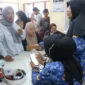 Kelurahan Air Pacah memfasilitasi pendaftaran Portal Perlinsos bagi masyarakat di Kantor Kelurahan Air Pacah, Kecamatan Koto Tangah, Jumat (17/7/2026). (Foto: Pemko Padang)