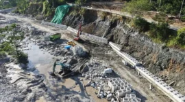 PT Hutama Karya (Persero) memacu penyelesaian sejumlah proyek Penanganan Tanggap Darurat jalan dan jembatan akibat bencana di wilayah Aceh dan Sumatera. (Foto: Dok: Hutama Karya)