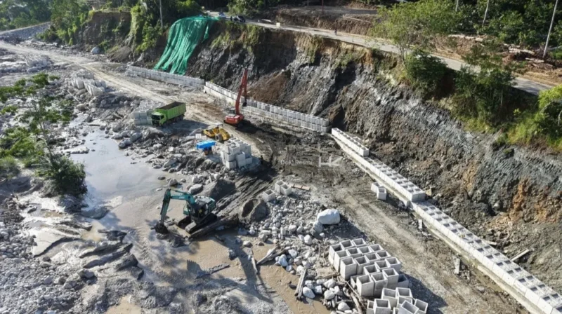 PT Hutama Karya (Persero) memacu penyelesaian sejumlah proyek Penanganan Tanggap Darurat jalan dan jembatan akibat bencana di wilayah Aceh dan Sumatera. (Foto: Dok: Hutama Karya)