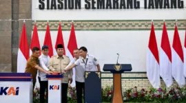 Presiden Prabowo Subianto meresmikan revitalisasi Stasiun Semarang Tawang di Kota Semarang, Jawa Tengah, Kamis (30/7/2026). (Foto: BPMI Setpres)