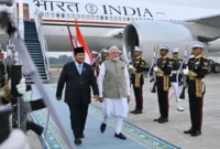 Presiden Prabowo Subianto menyambut PM India Narendra Modi di Pangkalan Udara Halim Perdanakusuma, Jakarta, Senin (6/7/2026). (Foto: BPMI Setpres) 