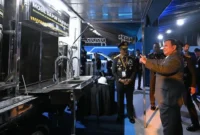 Presiden Prabowo Subianto meninjau Pameran Bhayangkara dalam rangka Hari Bhayangkara ke-80 di Lapangan Satuan Latihan Korbrimob, Cikeas, Kabupaten Bogor, Jawa Barat, Rabu (1/7/2026). (Foto: BPMI Setpres)