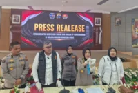 Press release pengungkapan kasus pertambangan tanpa izin di Mapolda Sumbar, Rabu (29/7/2026). (Foto: Polda Sumbar)