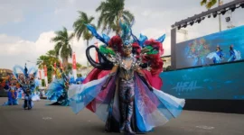 Puncak penyelenggaraan Jember Fashion Carnaval (JFC) 2026 di Alun-Alun Kabupaten Jember, Minggu (26/7). (Foto: Kemenpar)