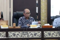 Rapat rutin Tim Ahli DPRD Provinsi Sumbar di Ruang Khusus 2.