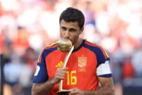 Rodri raih penghargaan Bola Emas adidas. (Foto: FIFA.com)