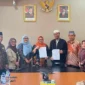 SMK SMAK Padang teken MoU beasiswa bersama Donatur Sijunjung, Selasa (21/7/2026).