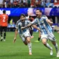 Striker Argentina, Lionel Messi, melakukan selebrasi setelah mencetak gol ke gawang Mesir pada pertandingan babak 16 besar Piala Dunia FIFA 2026. (Foto: FIFA.com)