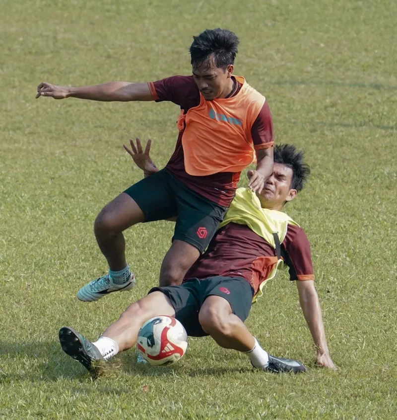 Semen Padang FC memulai latihan perdana di Lapangan ISCI, Ciputat, Tangerang, Banten. (Foto: IG @semenpadangfcid)